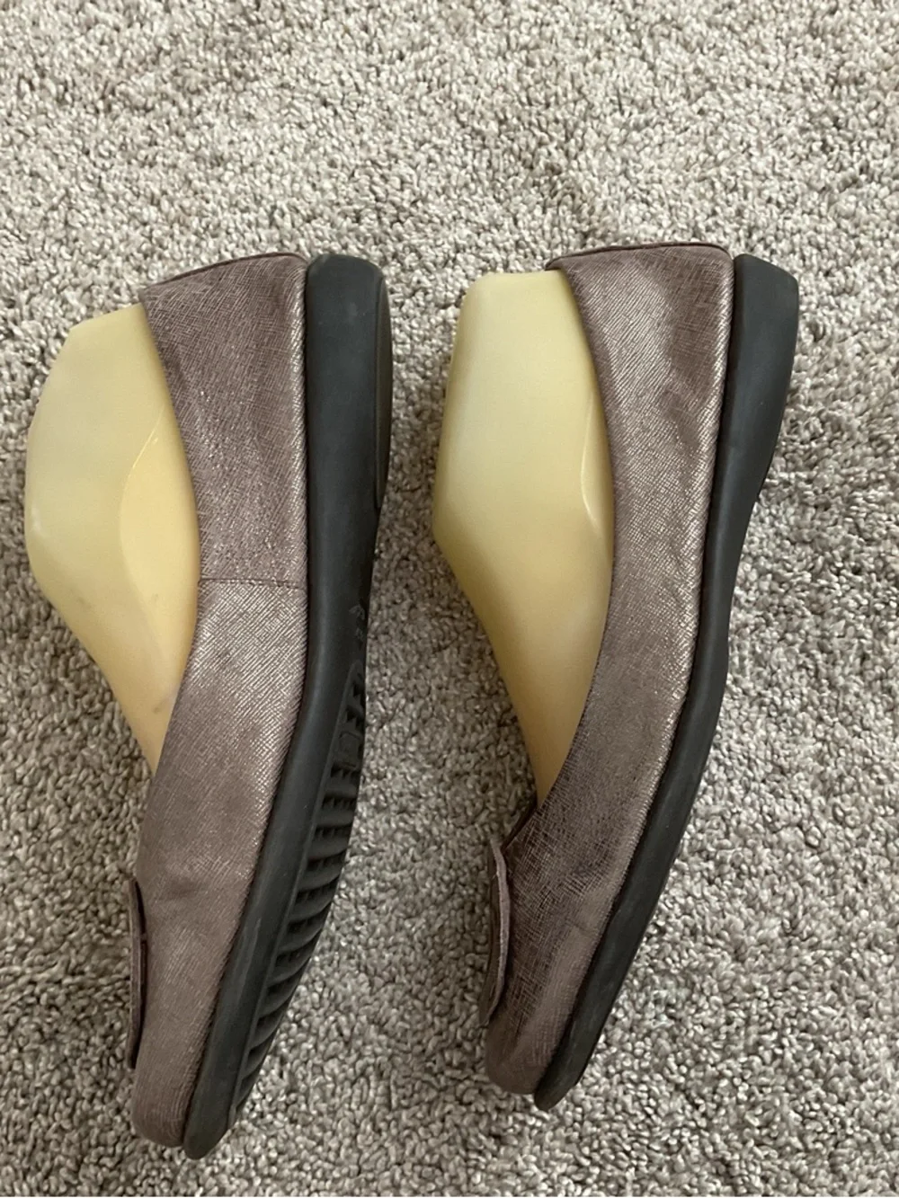 The FLEXX Shoes Womens Size 8.5 Brown Leather Ballet Flats Medallion Slip On